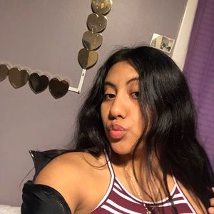 Meet your Posher, Leslie